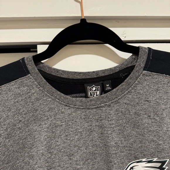Philadelphia Eagles Football NFL Women’s Long Sleeve Shirt, MEDIUM - Picture 2 of 6